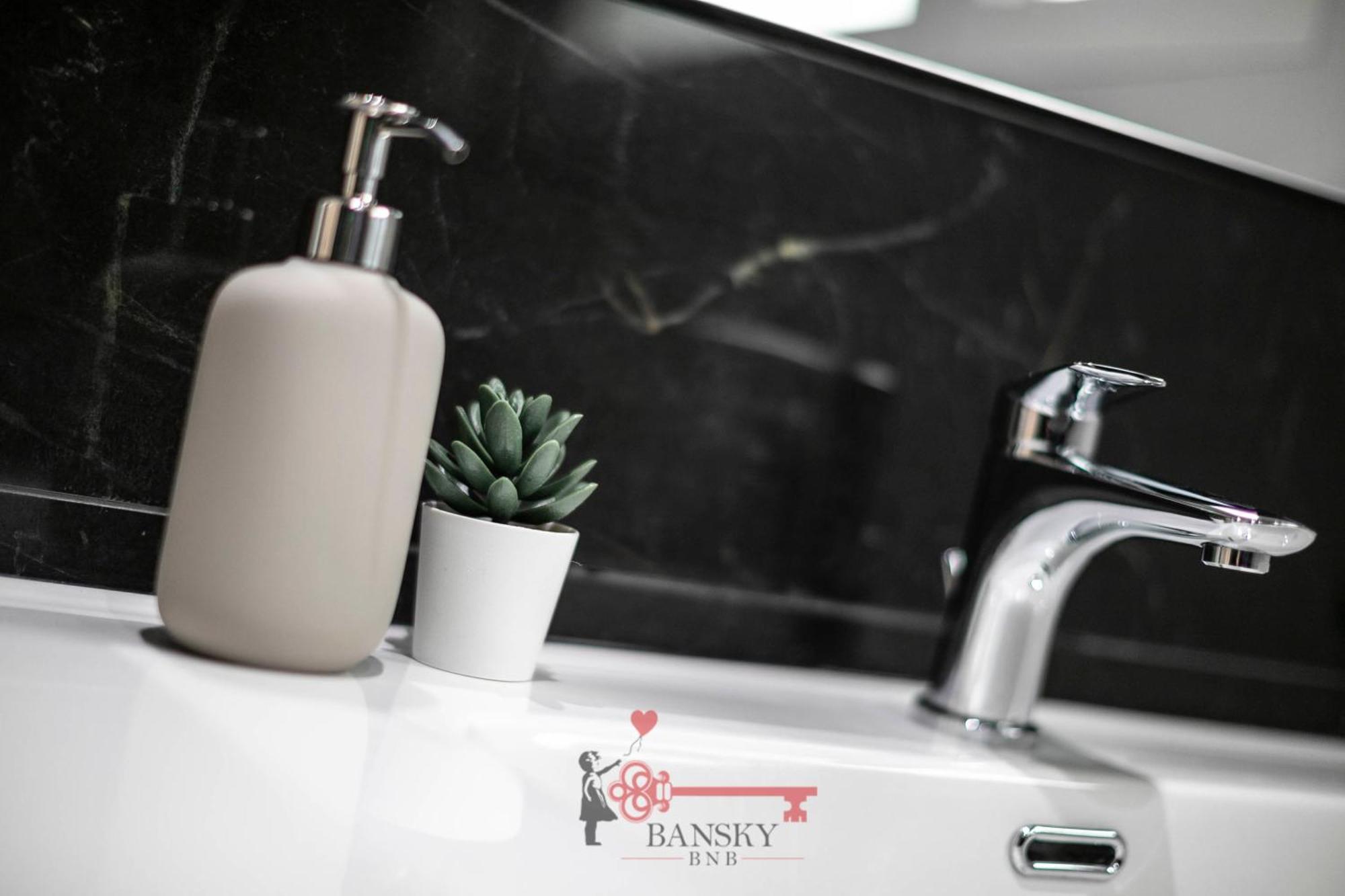 Home Sofia Room 2 - Modern Station -By Easylife Swiss Lugano Buitenkant foto